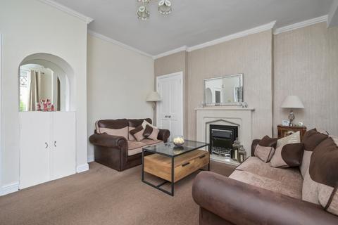 1/2 Lochend Square, Edinburgh, EH7 6ED