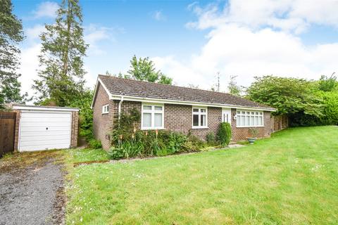 3 bedroom bungalow for sale, The Spinney, Hampshire RG27