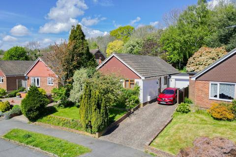 41 Ridgeway, Hurst Green, Etchingham, TN19 7PJ