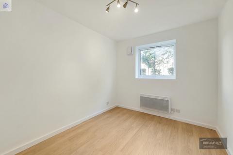 2 bedroom apartment to rent, RAFFLES HOUSE, BRAMPTON GROVE, LONDON, NW4