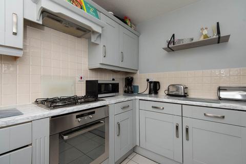 3 bedroom semi-detached house for sale - Swallownest, Sheffield S26