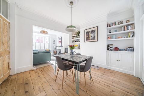 31 East Grove Road, Exeter, EX2 4LX