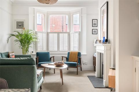 31 East Grove Road, Exeter, EX2 4LX