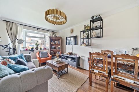 10 Milford Close, London, SE2 0DT