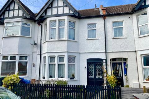 3 bedroom terraced house for sale - Marguerite Drive, Leigh-on-Sea, Essex, SS9