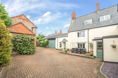 5 bedroom detached house for sale, Manor Road, Spratton, Northamptonshire, NN6