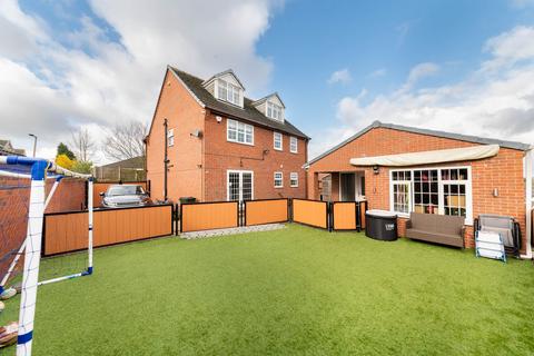 6 bedroom detached house for sale, Frickley Bridge Lane, Brierley, S72