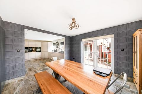 1 Frickley Bridge Lane, Brierley, Barnsley, S72 9LQ
