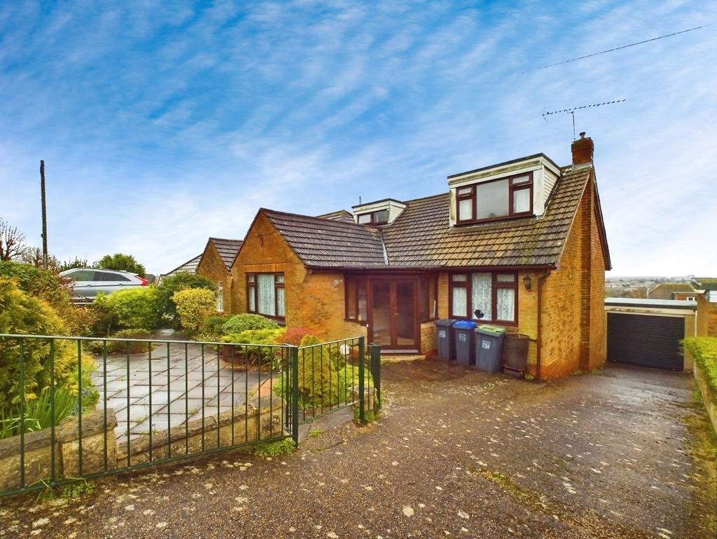 Firle Road, North Lancing 4 bed detached bungalow for sale £475,000