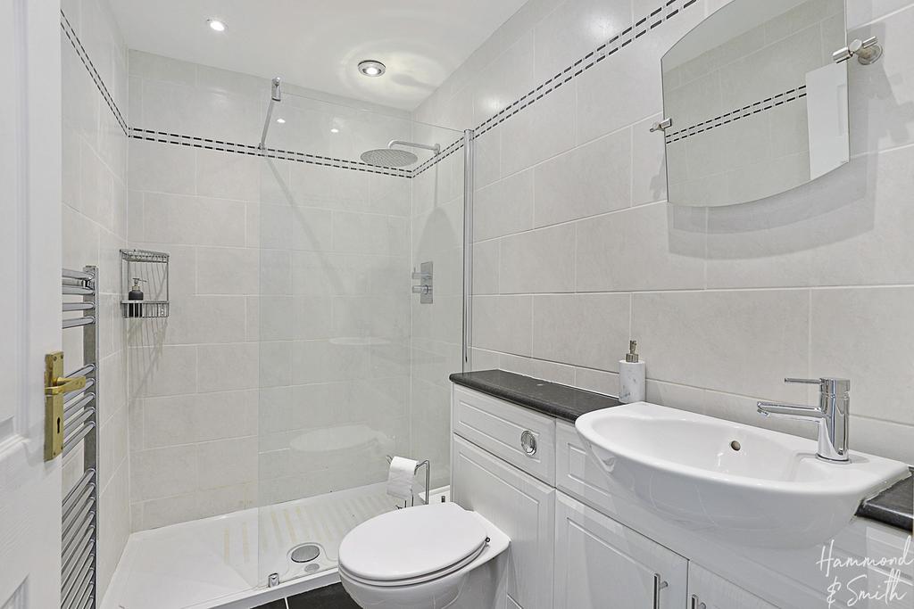 En suite Shower Room