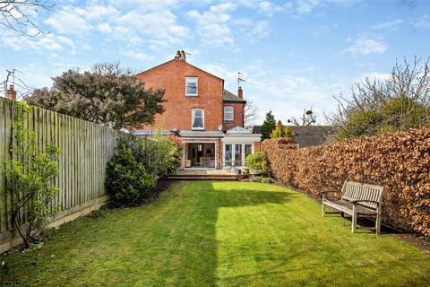 184 Leckhampton Road, Cheltenham, GL53 0AE