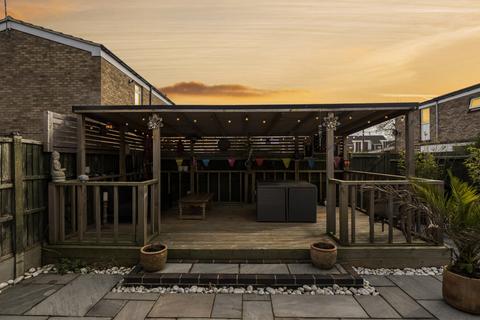 27 Eagle Way, Shoeburyness, Southend-on-sea, SS3 9XZ