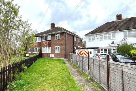 9 Field Close, Chessington, KT9 2QD