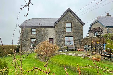 3 bedroom detached house for sale, Talwrn, Llangefni, Isle of Anglesey, LL77