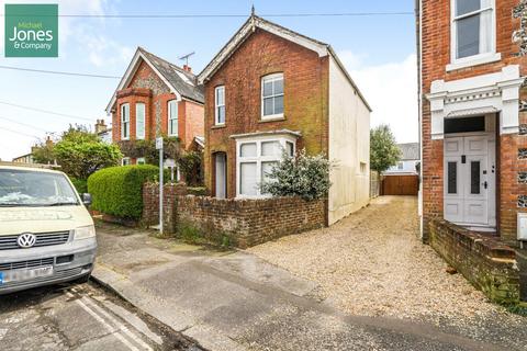 3 bedroom link detached house to rent, Pound Farm Road, Chichester, West Sussex, PO19