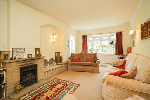 114 Townhead Road, Sheffield, S17 3GB