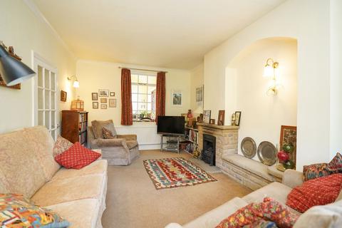 114 Townhead Road, Sheffield, S17 3GB