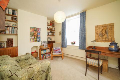 114 Townhead Road, Sheffield, S17 3GB