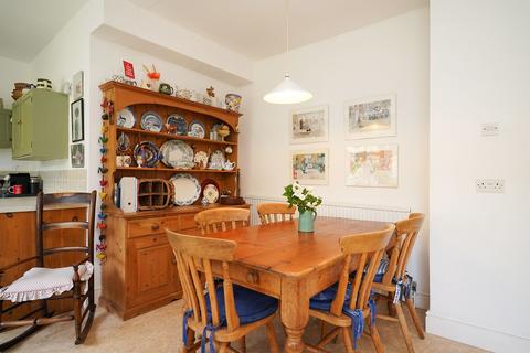 114 Townhead Road, Sheffield, S17 3GB