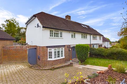 4 bedroom semi-detached house for sale, Shawley Crescent, Epsom, KT18