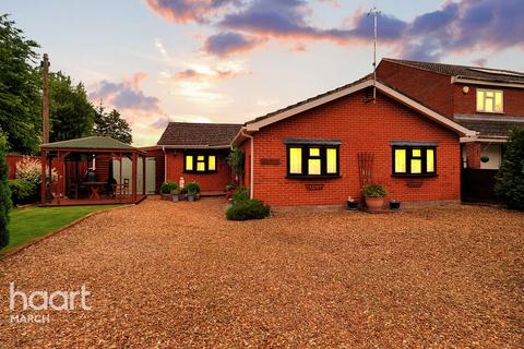 2 bedroom detached bungalow for sale, March Road, Rings End