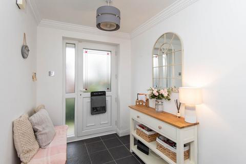 1 Cross House Close, Grenoside, Sheffield, S35 8SJ
