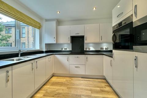 1 bedroom retirement property for sale, Meadow Court, Sarisbury Green