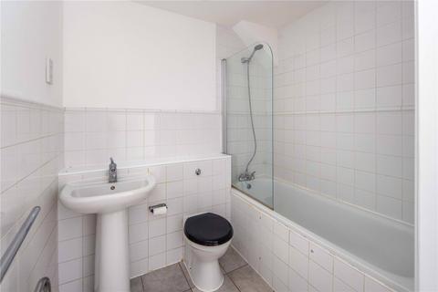 Flat 1, 52 Tredegar Square, London, E3 5AQ