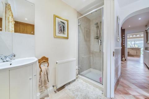 26 Greenway, Chesham, HP5 2BX