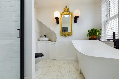 7 Parkside Road, Belvedere, DA17 6DJ
