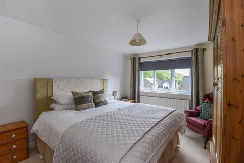 17 Broombank, Huddersfield, HD2 2DJ
