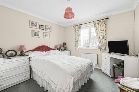 1 bedroom apartment for sale, The Doultons, Octavia Way, Staines-upon-Thames, Surrey, TW18