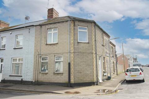 2 bedroom apartment to rent, Barry Road, Barry. CF63 1BA