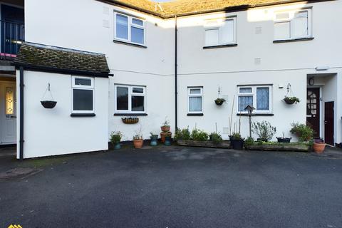 2 bedroom flat for sale, Manor Court, Fenny Compton CV47