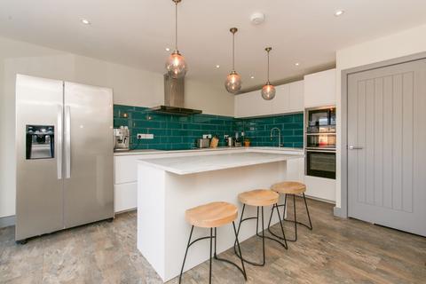 170a Prospect Road, Totley Rise, Sheffield, S17 4HY