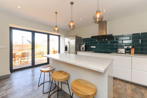 170a Prospect Road, Totley Rise, Sheffield, S17 4HY