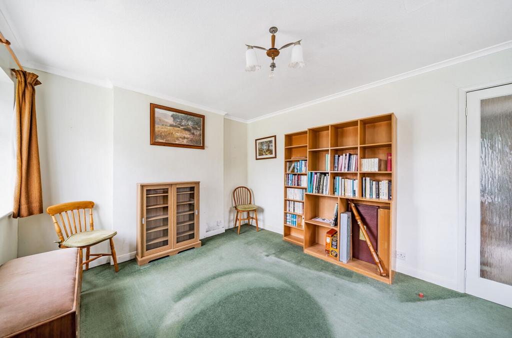 Sitting Room/Bedroom