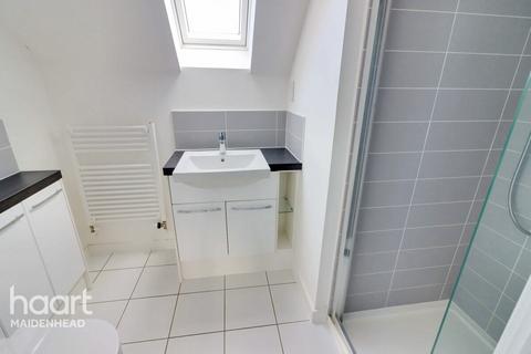 21 Buchanan Way, Binfield, Bracknell, RG42 4FE