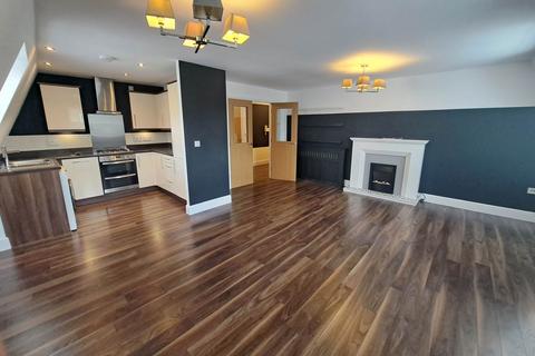 2 bedroom penthouse to rent, St. Thomas Close, Windle.