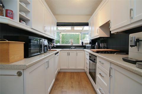 16 Robin Drive, Bradford, BD2 2HA