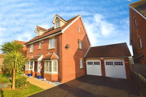 5 bedroom detached house for sale, Gravel Hill Way, Harwich, CO12