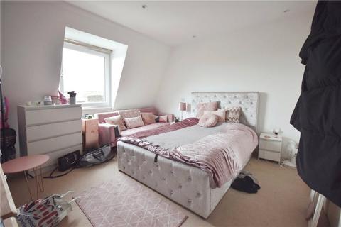 2 bedroom apartment for sale, Marine Parade West, Clacton-on-Sea, Essex