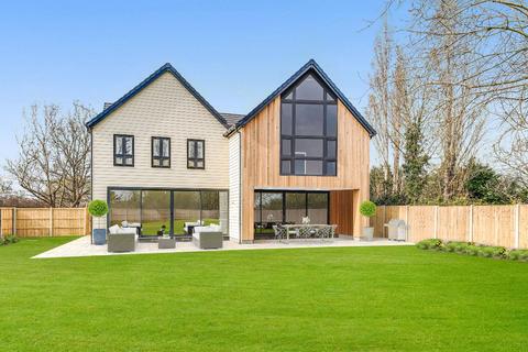 5 bedroom detached house for sale, Plot 5, Barn Farm, Wickford