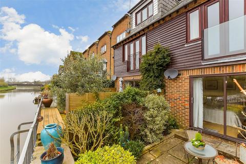 3 bedroom townhouse for sale, Tarrant Wharf, Arundel, West Sussex