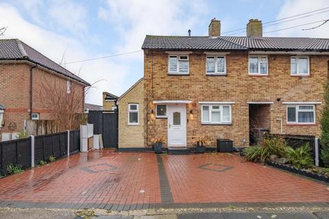 3 bedroom semi-detached house for sale, Pembury Close, Hayes