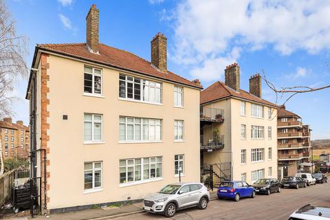 2 bedroom flat for sale, Harrington Hill, London E5