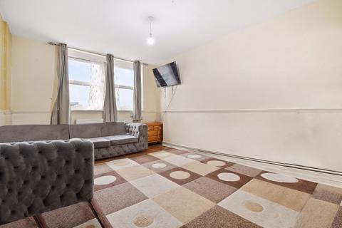 2 bedroom flat for sale - Homerton, London E9