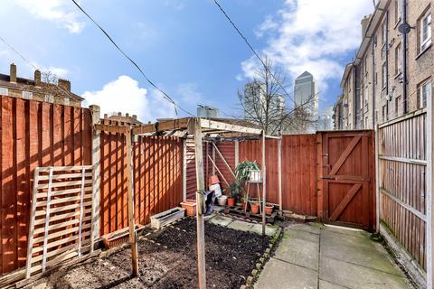 3 bedroom flat for sale - East India Dock Road, London E14