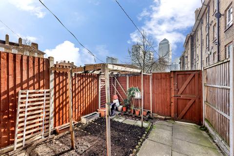 3 bedroom flat for sale, East India Dock Road, London E14