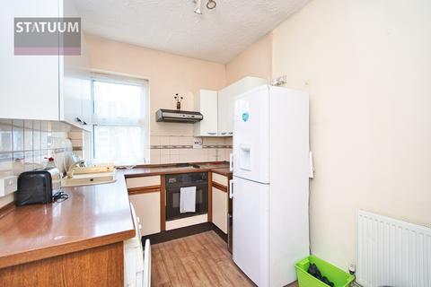 3 bedroom flat to rent - Ling Road, Canning Town, Newham, London, E16
